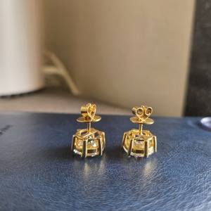 Boucles d'oreilles clous en or jaune 14 carats plaqué rhodium pour femme, diamants taille brillant, sertissage griffe, certifiées IGI, bijoux de mariage tendance - Product Image 6