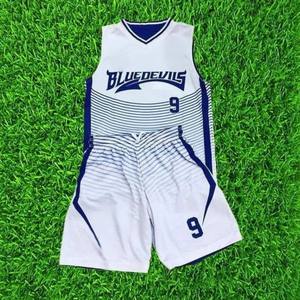 Ensemble de maillots de football américain 7 contre 7 de qualité supérieure, personnalisables, avec sublimation par compression - Product Image 1