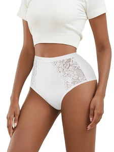 Culottes string taille basse pour femmes - Culottes unies avec bordure en dentelle, douces et respirantes, idéales pour le quotidien, les rendez-vous, les vacances et les fêtes - Product Image 2