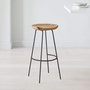 Tabouret en bois et fer forgé fait main de luxe, conçu pour les comptoirs de bar et les zones repas, avec une construction solide et un style élégant - Product Image 5
