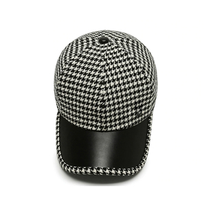 Gorra de Béisbol a Cuadros Unisex, Ajustable, con Cierre Magnético, 6 Paneles, 100% Poliéster Satinado, Diseño de Pata de Gallo en Blanco y Negro, Estilo Casual - Product Image 3