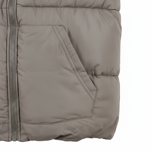 Blouson matelassé à capuche personnalisé avec isolation synthétique pour les collections de streetwear d'hiver - Product Image 4