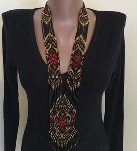 Collier pour femme avec broderie de perles, dernier design, par HF Crafts - Product Image 2