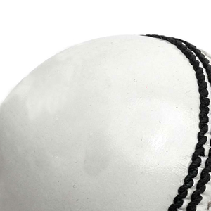 Pelota de Cricket de Cuero Curtido con Alumbre de Primera Calidad, Grado Profesional para Torneos, Cosida a Mano, Grado A - Product Image 2