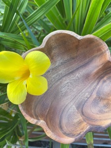 Tazón para servir con forma de flor, hecho a mano con madera natural de acacia, para ensalada de frutas, para la cocina, el comedor y la decoración del hogar. - Product Image 5