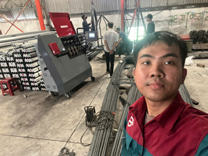 Dobladora de Varillas de Acero Inoxidable CNC Servo Automática Industrial de Alta Eficiencia CH-10 Fabricada en Vietnam para Procesamiento de Acero de 6mm-10mm - Product Image 6