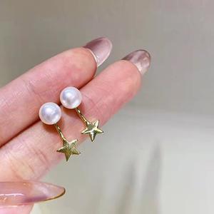 ต่างหูมุกน้ำจืดทรงหัวใจ ดีไซน์เรียบหรู ใช้ได้หลากหลาย พร้อมเข็มเงินแท้ 7-8 ชั้น - Product Image 3