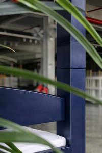 Cama litera minimalista personalizable en azul oscuro, muebles de dormitorio de madera personalizados para niños - Product Image 4