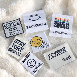 Étiquettes tissées personnalisées pour vêtements, étiquettes imperméables pour vêtements de mode, pour la marque de vêtements - Product Image 1