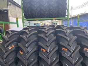 Neumáticos de Caucho Natural de Alta Calidad para Tractores y Motocicletas, Modelo KN110, Garantía de 12 Meses de Kuma Tires Vietnam - Product Image 2