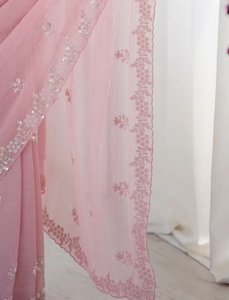Sari Moderno de Rayón y Chifón con Adornos al Estilo Bollywood para Fiesta - Product Image 5