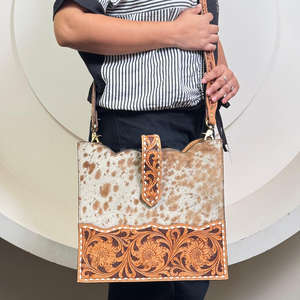 2025 Women's Personalized Design Hand Tooled Leather Crossbody Messenger Tote Bag Durable Ideal for Work Travel Everyday <b>Handbag</b> - Product Image 4