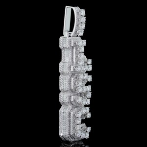 Colgante vertical con inicial personalizada, moissanita VVS, plata de ley 925, chapado en rodio, joyería hip hop, pieza llamativa al por mayor - Product Image 1