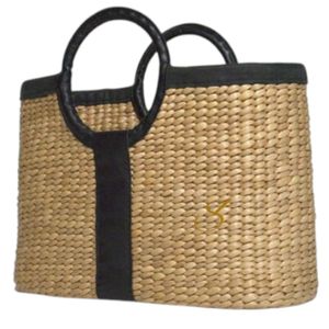 The Woven Getaway - Bolso grande tejido a mano de jacinto de agua con ribete de cuero - Product Image 3