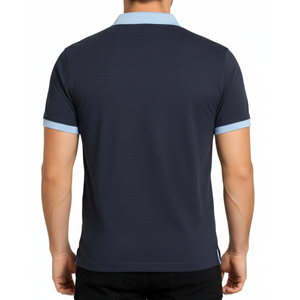 Polo para hombre de alta demanda, cuello azul claro en contraste, azul marino, corte ajustado, informal, deportivo, con capucha, manga corta, para golf. - Product Image 2