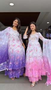 ชุดเดรส Anarkali ปักลายดีไซเนอร์พร้อมผ้าพันคอ ปักลายเต็มผืนบนผ้า Faux Georgette พร้อมสำหรับสวมใส่ - Product Image 2