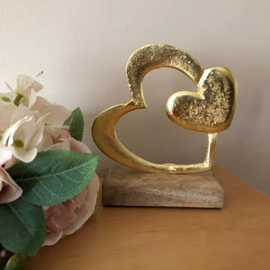 Decorative Metal <b>Heart</b> Table Centerpiece With Elegant Finish For Romantic Dinner And Wedding Reception Table Setup - Product Image 1