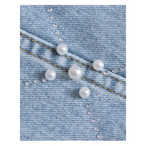 เสื้อแจ็คเก็ตยีนส์โอเวอร์ไซส์สำหรับผู้หญิง แฟชั่นทันสมัย น้ำหนักเบา ปักลายประดับมุกและหมุด  เสื้อคลุมยีนส์สั้นเก๋ไก๋สำหรับฤดูใบไม้ร่วง สไตล์ลำลอง - Product Image 5