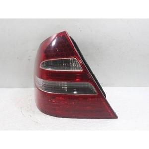 ไฟท้ายซ้ายรถเบนซ์ E-Class ปี 1999-2002 มือสอง ของแท้ รหัสอะไหล่ A2118200564 - Product Image 4