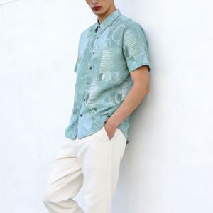 Men's Summer Beach Hawaiian Print Satin ODM Breathable Anti-Shrink Anti-Pilling Slim Short Sleeve Button-<b>Down</b> Casual T-Shirt - Product Image 6
