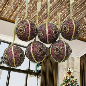 Adornos Navideños Hechos a Mano de Alta Calidad, Exquisitos, con Cuentas, Impresión a Todo Color, Tela de Terciopelo, Bordado Zardozi, Deliciosos - Product Image 3