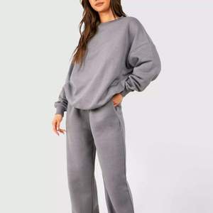 Survêtements pour femmes au toucher doux, parfaits pour un style décontracté et les voyages - Product Image 4