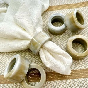Anneaux de serviette ronds en résine bleus personnalisés, prix d'usine, pour comptoirs de cuisine, décoration de table de mariage, fournisseur principal pour fêtes et événements - Product Image 1