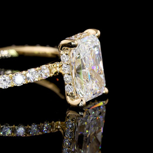 Bague de fiançailles en or 10K/14K/18K ou argent 925/935 avec diamant de laboratoire certifié IGI taille Radiant et alliance assortie pour anniversaire - Product Image 3