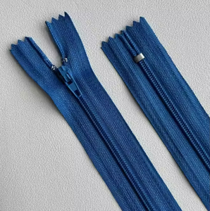 Hot Sale 3# Nylon <b>Zippers</b> 10cm Custom Close End Factory Directly Sewing Garments Pants for Pouches - Product Image 3