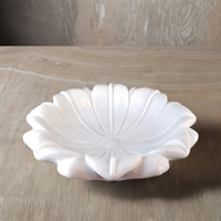 Plateau en marbre blanc poli, fait main, style antique, motif floral, plat de service décoratif, décoration de luxe pour la maison