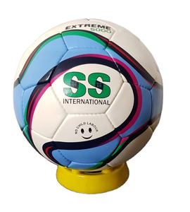 Ballon de football professionnel léger en PU de taille 5 cousu à la machine pour l'entraînement intérieur et extérieur - Product Image 2