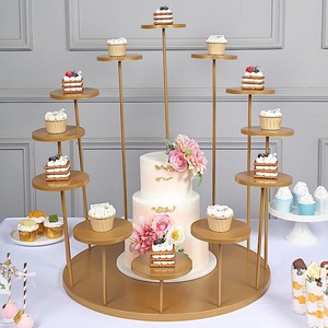 Support à gâteau en résine de qualité supérieure, construction durable avec finition brillante, idéal pour la présentation de desserts et une présentation de table élégante et stylée. - Product Image 6