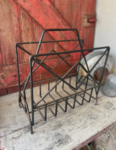 Traditional Indian Handicraft Rustic Wire Mesh Organizer Caddy <b>for</b> Living Room OEM Industrial Style Metal Desktop and Flooral - Product Image 1