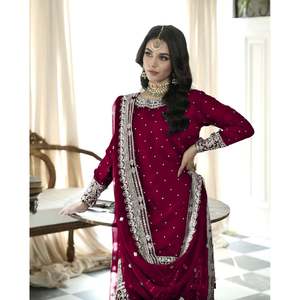 Conjunto de Top-Gharara y Dupatta de Lujo con Bordado Pesado y Lentejuelas, Salwar Kameez de Poliéster para Bodas - Product Image 6