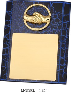 Stylish wooden memento with elegant engraving plate Elegant Wooden <b>Plaque</b> with Custom for Recognition and Success Awards. - Product Image 5
