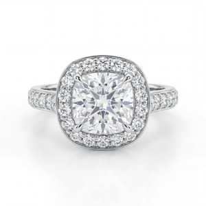 Anillo de compromiso de lujo con halo de diamantes cultivados en laboratorio de oro blanco de 14K, corte cojín, 2.20 CT TDW, con diamante principal de 1.60 CT, ideal para fiestas. - Product Image 1