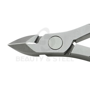 กรรไกรตัดหนังกำพร้าสแตนเลสแบบ Ergonomic พร้อมใบมีดแม่นยำ สำหรับทำความสะอาดเล็บ เหมาะสำหรับร้านทำเล็บมือและเล็บเท้าที่มีปริมาณลูกค้ามาก - Product Image 6