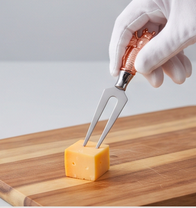 Ensemble de 3 couteaux à fromage en forme d'abeille avec manches en cuivre, fourchette et spatule en acier inoxydable pour la cuisine - Product Image 6