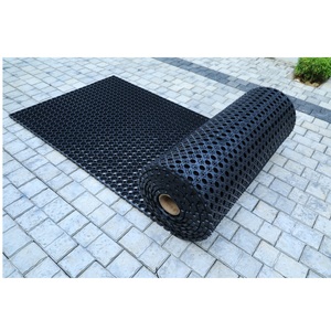 แผ่นยางป้องกันหญ้าเสียหาย กันลื่น สำหรับโรงรถ ห้องครัว และสนามเด็กเล่น - Product Image 1