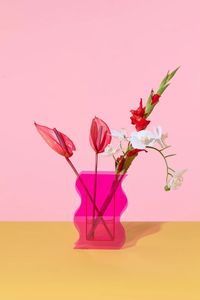 Vase à fleurs élégant et luxueux en acrylique avec matériau transparent durable pour la décoration de la maison et du bureau - Product Image 1