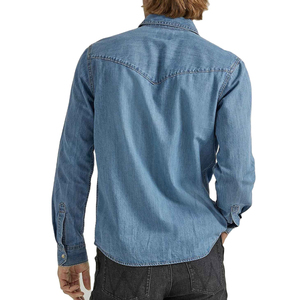 Camisa de Mezclilla para Hombre, Manga Larga, Color Sólido, Cierre de Botones, Cuello Clásico, Corte Regular, Estilo Casual, Tela de Algodón Lavado - Product Image 2