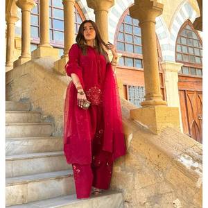 Conjunto Elegante de Top, Pantalón y Dupatta de Chifón XL de SRK Designer con Bordado de Lentejuelas - Product Image 2