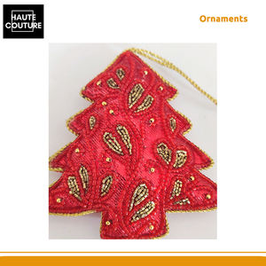Oferta Increíble en Adornos Navideños Rojos Bordados a Mano con Cuentas de Primera Calidad - Adornos Colgantes Festivos para Decoración del Hogar desde India - Product Image 5