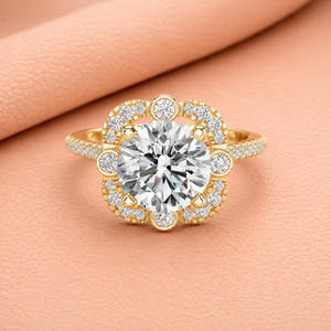 Anillo de Compromiso con Halo Celestial de Diamantes para Mujer en Oro Amarillo, Oro Blanco y Oro Rosa, Colección de Joyería Fina - Product Image 3