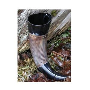 Corne à boire en buffle de style viking, faite à la main, finition naturelle, écologique, mug à bière au design vintage pour usage domestique, vente en gros - Product Image 1