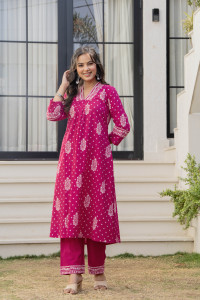 Indian Style <b>Women</b> Pink <b>Kurta</b> Set with Dupatta – Casual & Party Wear - Product Image 5