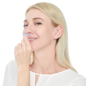 [ดรีมแอร์] NOSK แผ่นกรองจมูกแบบใช้ซ้ำได้ 2 ชั้น ดีไซน์มองไม่เห็น ป้องกันฝุ่นละออง เกสรดอกไม้ และอนุภาคขนาดเล็ก (น้ำหนักเบา) - Product Image 1