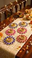 Porte-bougies à bougies chauffe-plat de luxe, faits main en métal durable et écologique, avec broderie traditionnelle de perles et de fils de soie, pour Diwali
