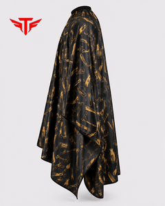 Cape de barbier noire personnalisée avec impression d'outils de barbier dorés, en polyester imperméable, pour salon de coiffure, unisexe adulte - Product Image 3