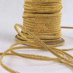 Accessoires vestimentaires : Tresses et dentelles en fil de broderie, fabriquées en usine - Product Image 4